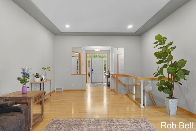 4524 Hidden Ridge Dr, Hudsonville, MI 49426 - entryway featuring light wood-type flooring and baseboards