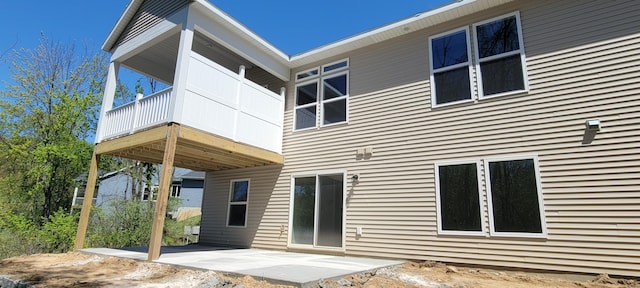 5416 Albright Ave SW Unit 39, Wyoming, MI 49418 - rear view of property with a patio