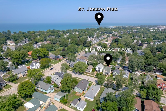815 Wolcott Ave, Saint Joseph, MI 49085 - aerial view of property and surrounding area featuring nearby suburban area