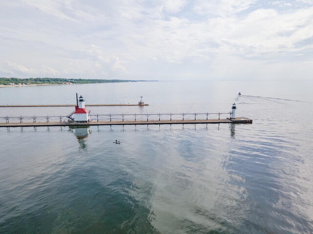 815 Wolcott Ave, Saint Joseph, MI 49085 - water view with a boat dock