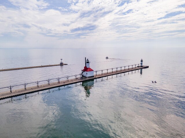 815 Wolcott Ave, Saint Joseph, MI 49085 - dock featuring a water view