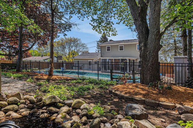 105 N Dr E, Marshall, MI 49068 - view of swimming pool with fence