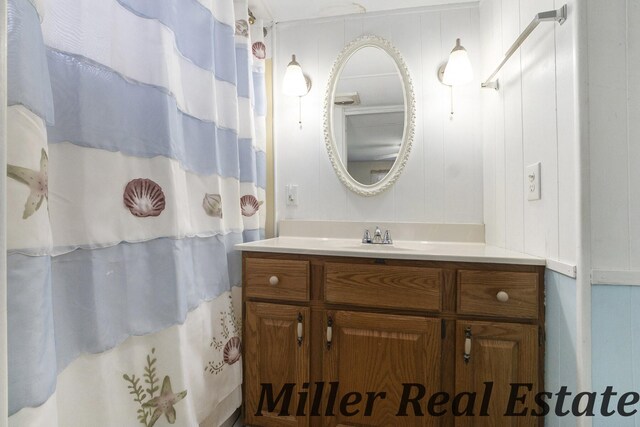 11811 Marsh Rd Unit 10, Shelbyville, MI 49344 - bathroom featuring vanity and a shower with shower curtain
