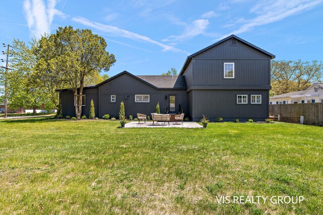 201 S Lake Ave, Spring Lake, MI 49456