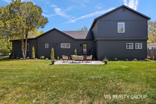 201 S Lake Ave, Spring Lake, MI 49456