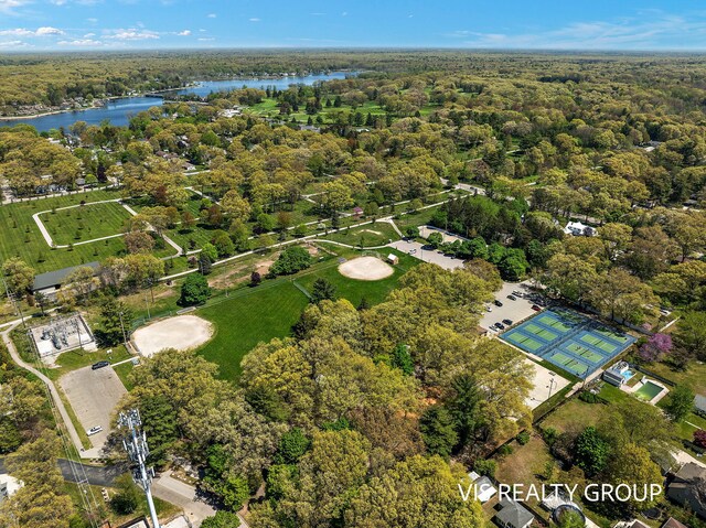 201 S Lake Ave, Spring Lake, MI 49456