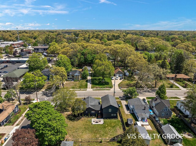 201 S Lake Ave, Spring Lake, MI 49456