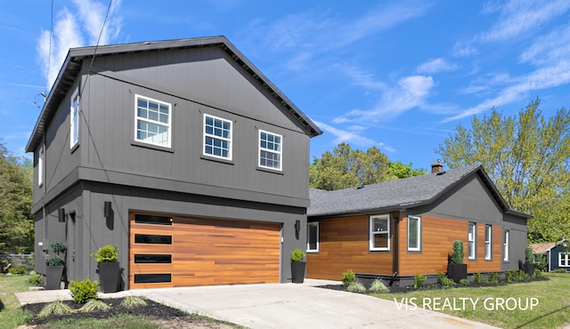 201 S Lake Ave, Spring Lake, MI 49456