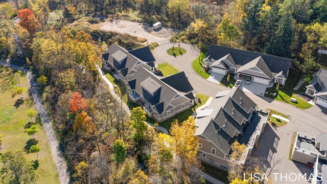 179 Tamarack Ln NE, Rockford, MI 49341