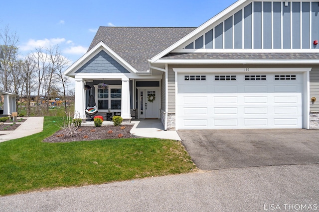 179 Tamarack Ln NE, Rockford, MI 49341