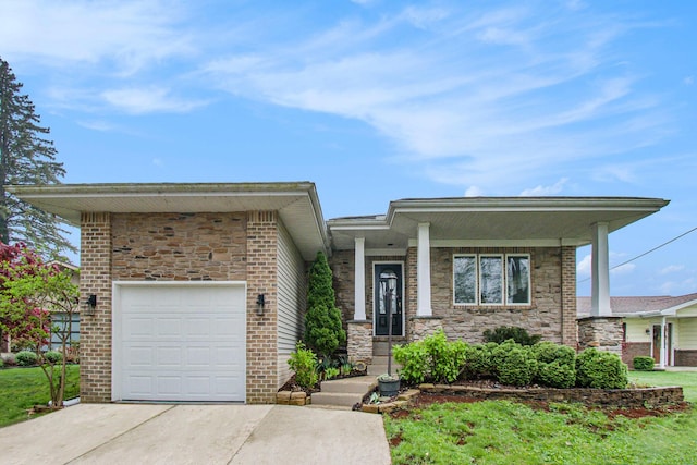 2175 Wamplers Heights Dr, Brooklyn, MI 49230 - photo 1