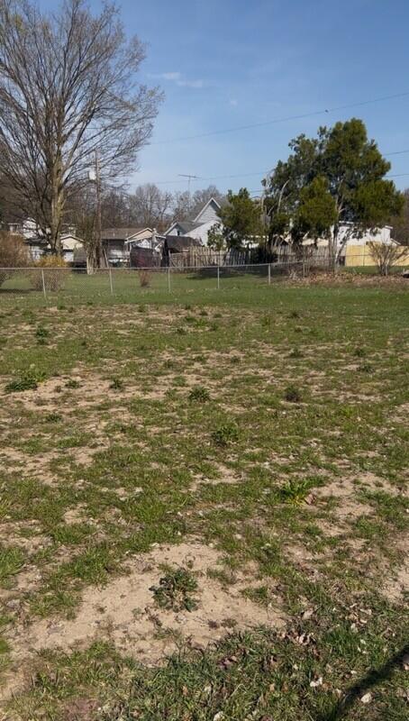 200 Plum St, Constantine, MI 49042