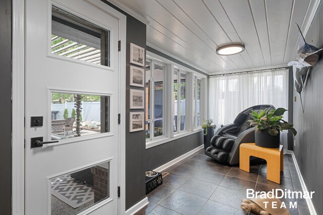 2151 Anderson Dr SE, Grand Rapids, MI 49506 - view of sunroom / solarium