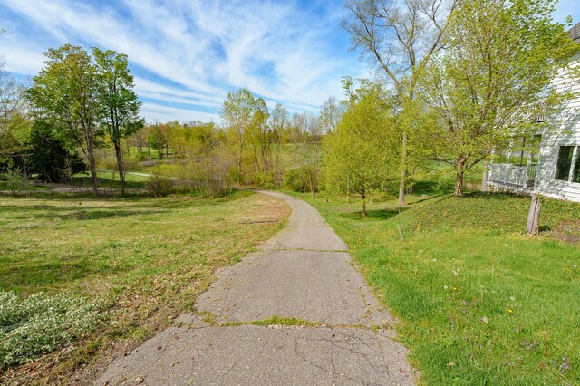 4810 Knoll Ct, Watervliet, MI 49098