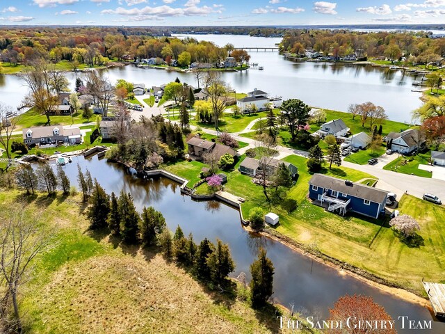 17083 Spahr St, Spring Lake, MI 49456 - bird's eye view of a large body of water