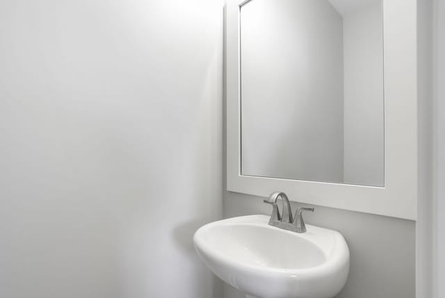 9423 Shoreway Dr, West Olive, MI 49460 - bathroom featuring a sink