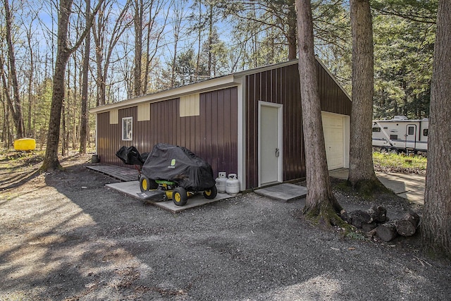 3897 N Chief Pontiac Trl, Branch, MI 49402 - view of outdoor structure featuring an outbuilding