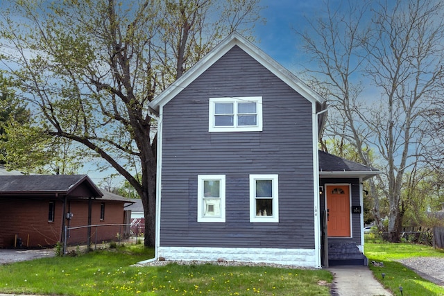 104 S Lowe St, Dowagiac, MI 49047 - view of front of house with entry steps