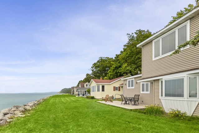17646 S Ridgewood Dr, Arcadia, MI 49613