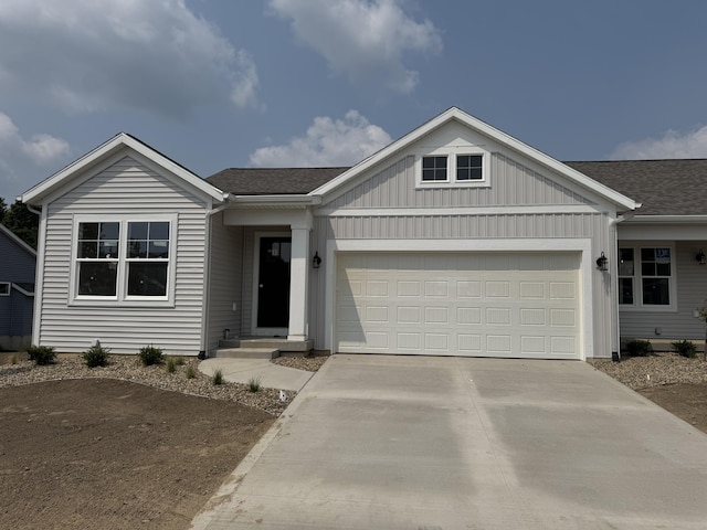 1531 N Village Cir, Kalamazoo, MI 49009 - photo 1