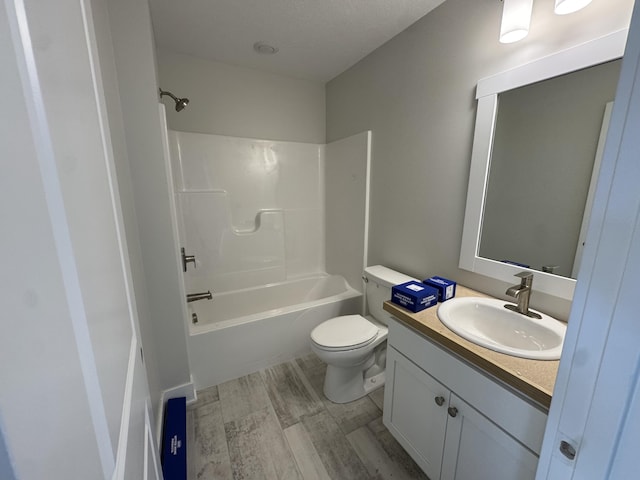 1531 N Village Cir, Kalamazoo, MI 49009 - photo 3