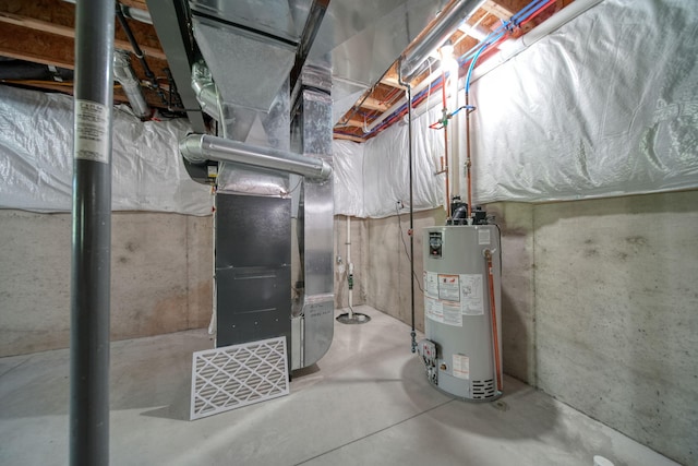 10478 River Edge Rd, Saline, MI 48176 - utility room with gas water heater