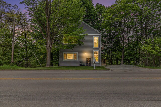 524 S Mears Ave, Whitehall, MI 49461 - view of front of house