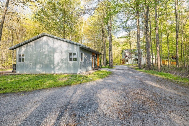 6800 Harbert Rd, Harbert, MI 49115 - view of side of home