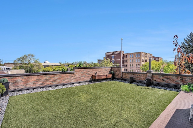 26 W 6th St, Holland, MI 49423 - view of yard