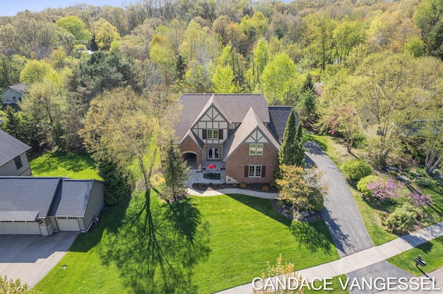 2429 Shears Crossing Ct NE, Grand Rapids, MI 49525 - view of subject property with a forest