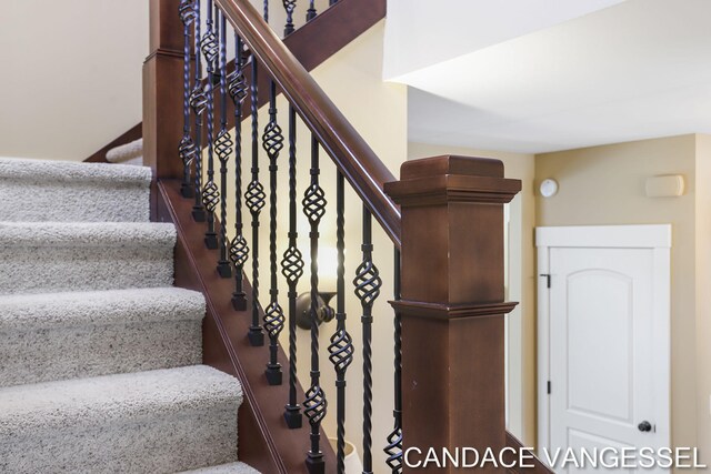 2429 Shears Crossing Ct NE, Grand Rapids, MI 49525 - view of stairway