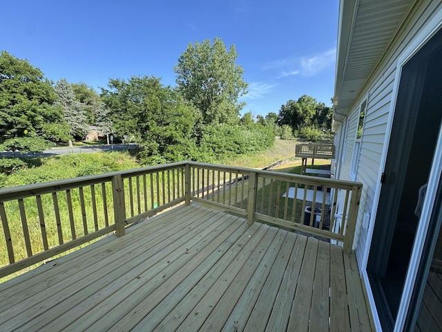 1533 N Village Cir, Kalamazoo, MI 49009 - photo 11