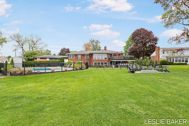 833 Allen Dr, Holland, MI 49423 - view of yard with a patio