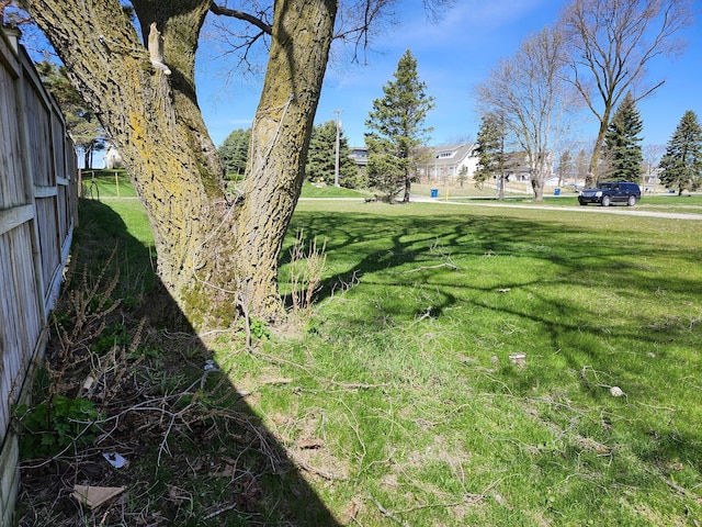 846 S Lakeshore Dr Unit 3, Ludington, MI 49431