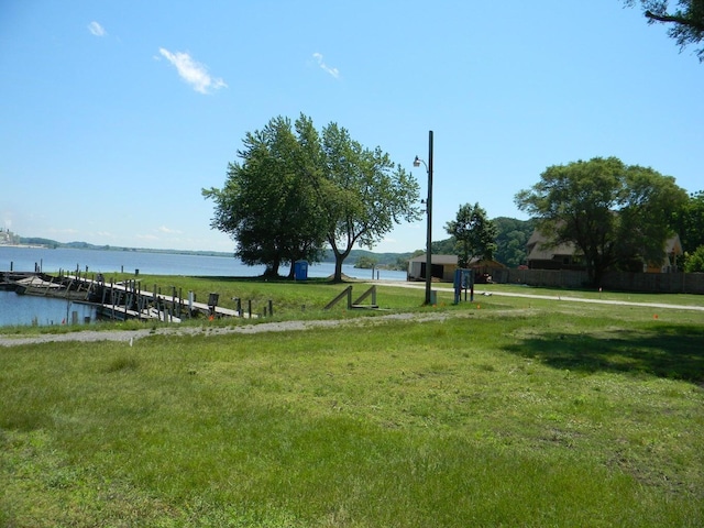 846 S Lakeshore Dr Unit 3, Ludington, MI 49431