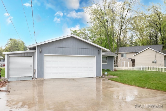 8220 Indian Shores Dr, Howard City, MI 49329 - view of front facade with driveway