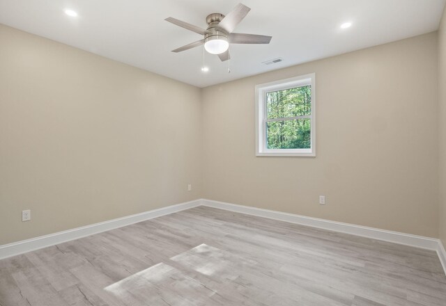 4624 Parman Rd, Stockbridge, MI 49285 - empty room featuring light wood-type flooring, baseboards, ceiling fan, and recessed lighting