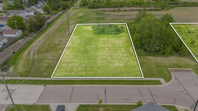 E E Lorain St, Monroe, MI 48162
