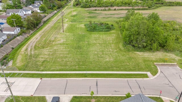 E E Lorain St, Monroe, MI 48162