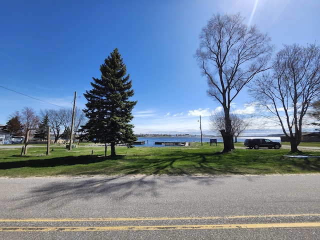 846 S Lakeshore Dr Unit 2, Ludington, MI 49431