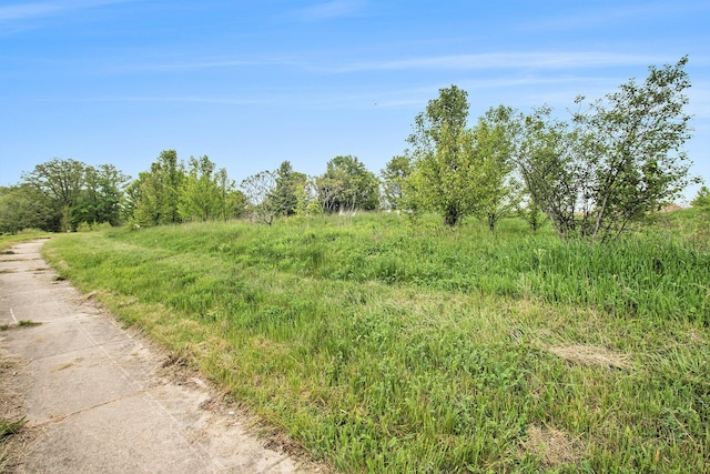 1075 Henze Dr NW, Comstock Park, MI 49321
