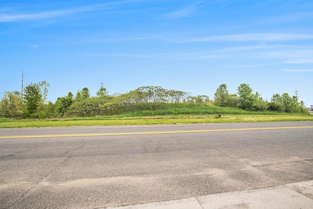 1075 Henze Dr NW, Comstock Park, MI 49321