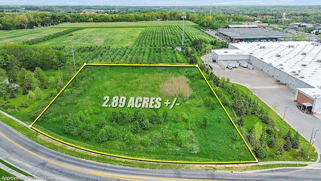 1075 Henze Dr NW, Comstock Park, MI 49321