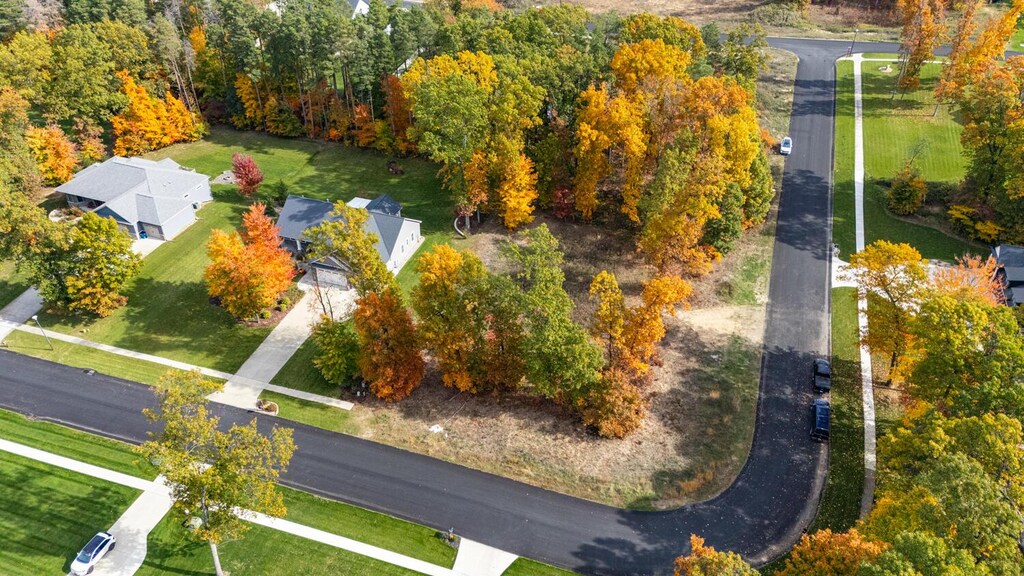 2109 Toscana St, Kalamazoo, MI 49009