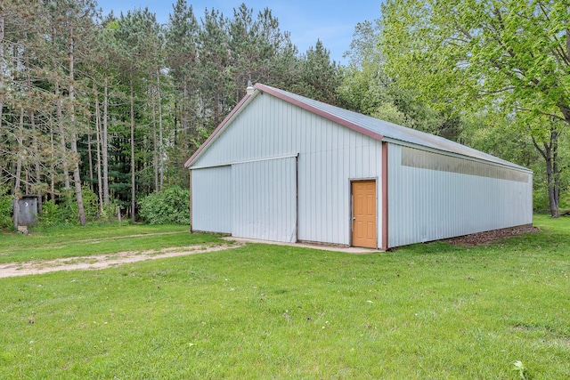 16436 45th Ave, Barryton, MI 49305 - view of pole building featuring a yard