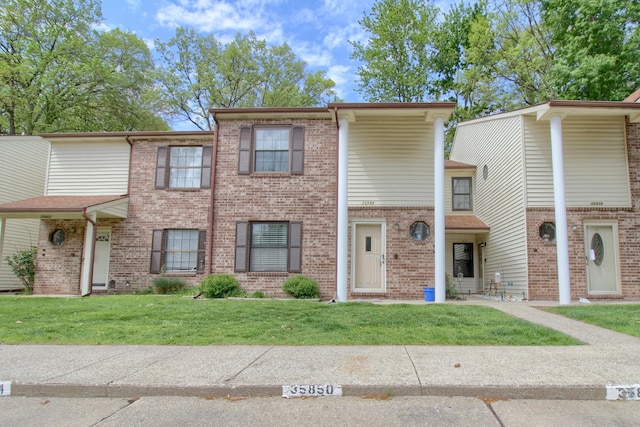35844 Castlewood Ct, Westland, MI 48185