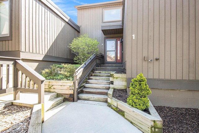 1 Northwick Ct, Ann Arbor, MI 48105 - view of entrance to property