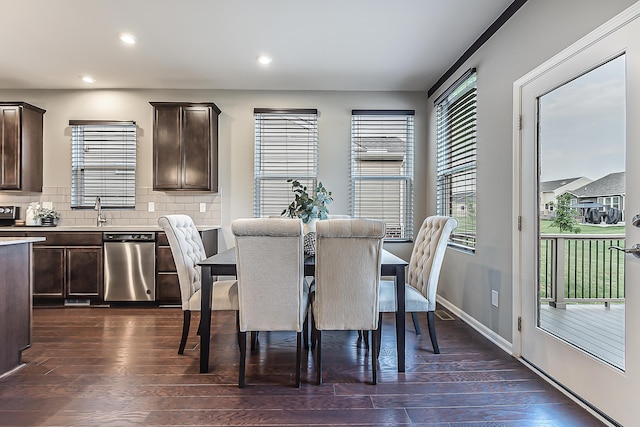50305 Thatcher St, Canton, MI 48188 - dining area featuring recessed lighting, dark wood finished floors, and baseboards