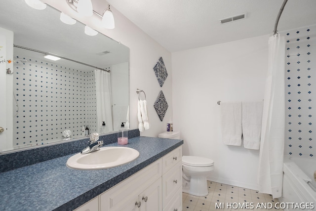 3760 Lakeshore Dr, Holland, MI 49424 - bathroom featuring vanity, toilet, shower / bath combination with curtain, and tile patterned floors