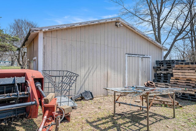 2640 Terminal St, Niles, MI 49120 - view of outdoor structure with fence